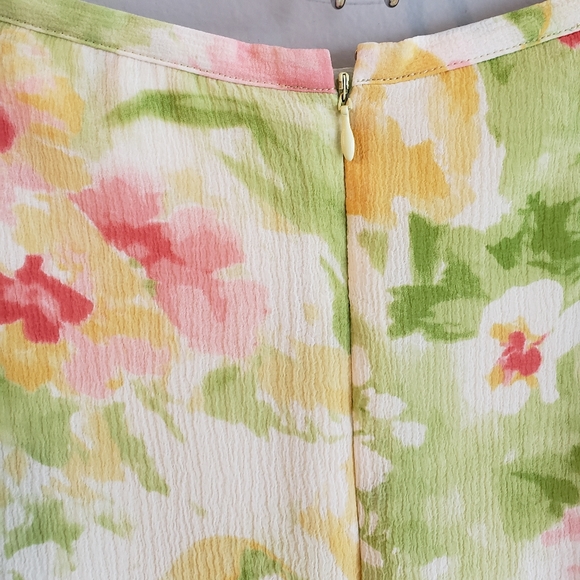 Emma James NWT Floral Print Plus Size Skirt - Picture 6 of 6